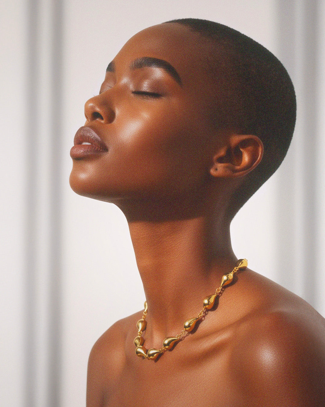 COMMA//NECKLACE