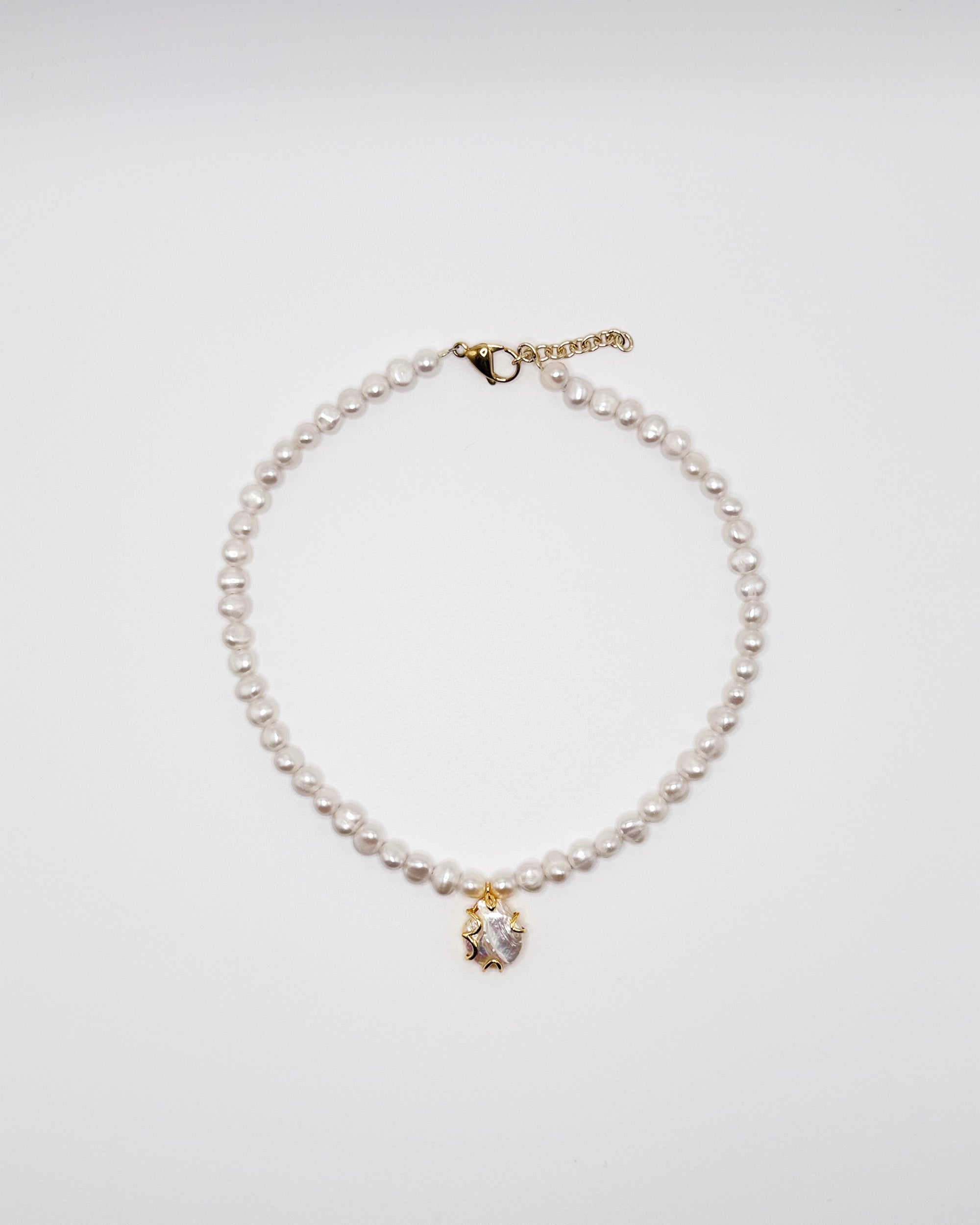 FORM//NECKLACE