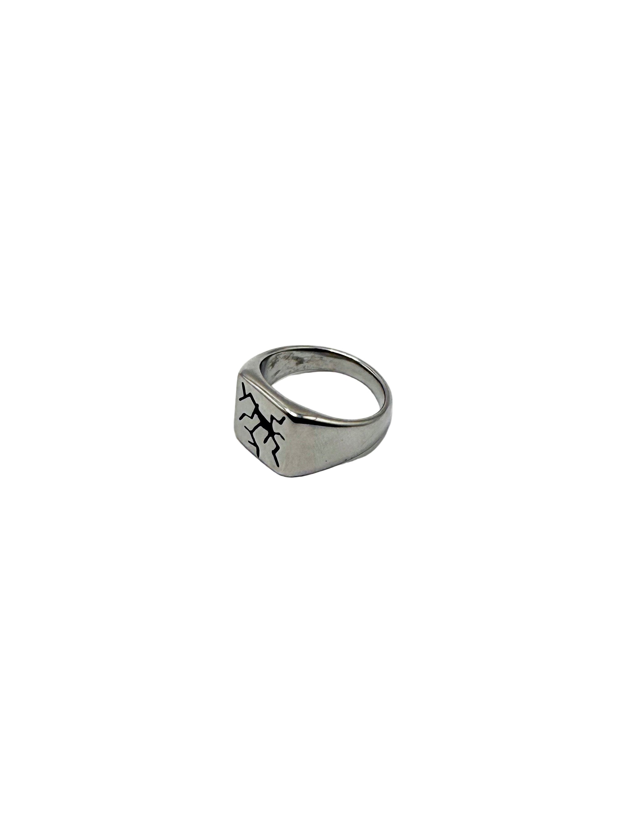 FRACTURE//RING